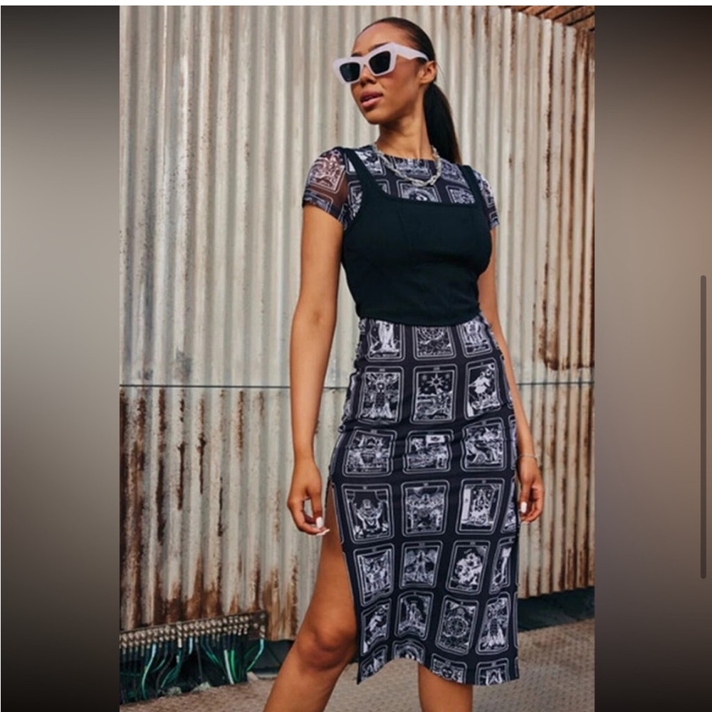 Forever 21 mesh tarot midi dress
